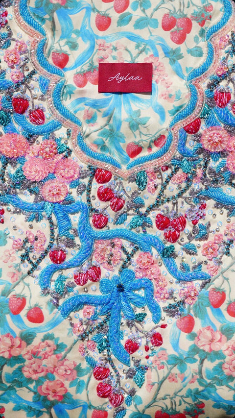 Fraise fabric — styled look on cotton satin